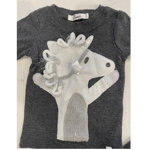 Oh Baby! Unicorn Outfit - Picture 2 of 3